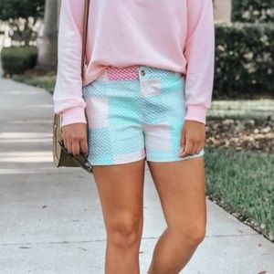 EUC Vineyard Vines Shorts